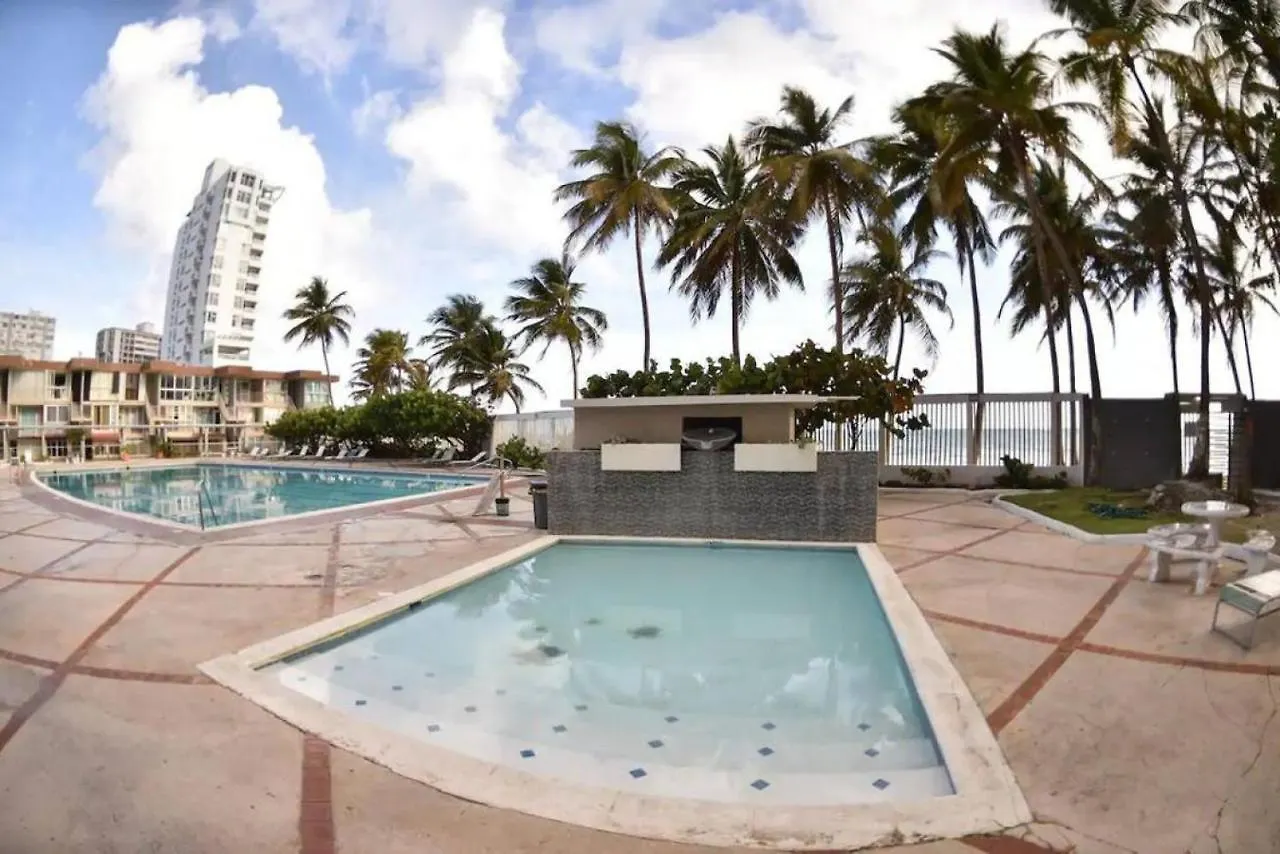 Kasa Poolside Balcony For 2 Apartment San Juan
